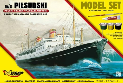 M/S PILSUDSKI STATEK TRANSATLANTYCKI M/S PILSUDSKI STATEK TRANSATLANTYCKI