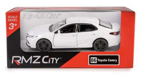 RMZ 5 Toyota Camry 2022 white