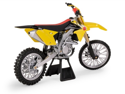 1:6 SUZUKI RM-Z450